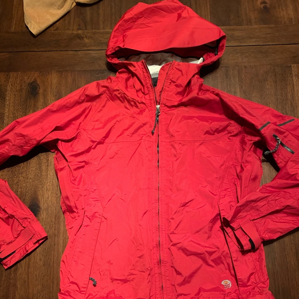 Mountain Hardware Red Rain coat Sz small